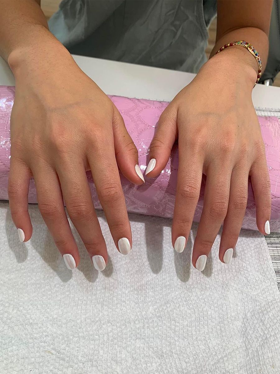 10-buff-finish-regular-manicure