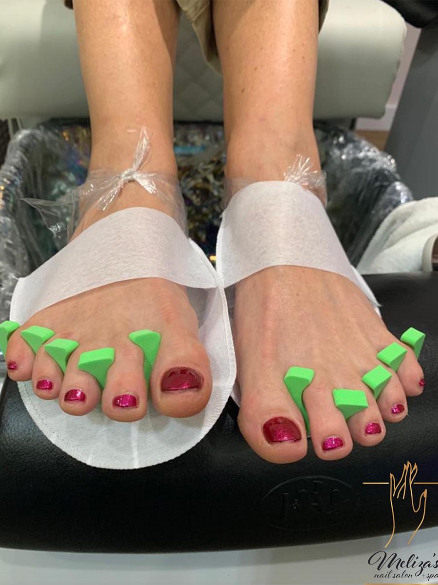 25-green-gel-pedicure-wrap
