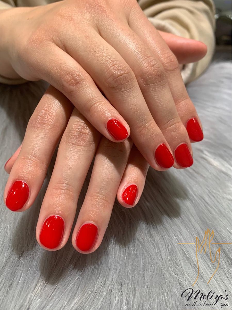 38-red-classic-style-manicure