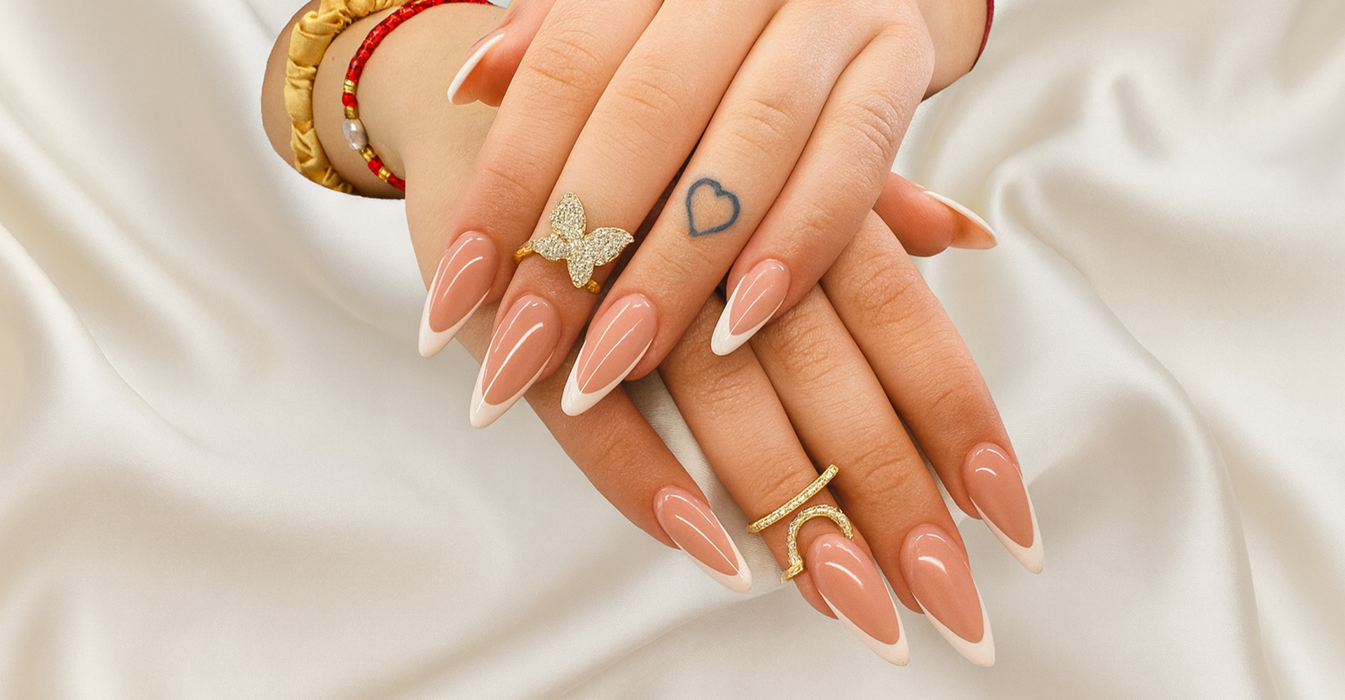 Acrylic Nails & 3D Nail Art – Luxury Designs with Lasting Elegance